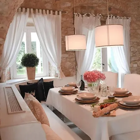 In Gabrielle Villa