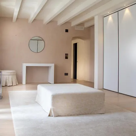 In Gabrielle Villa *
