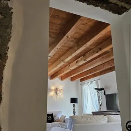In Gabrielle Villa *